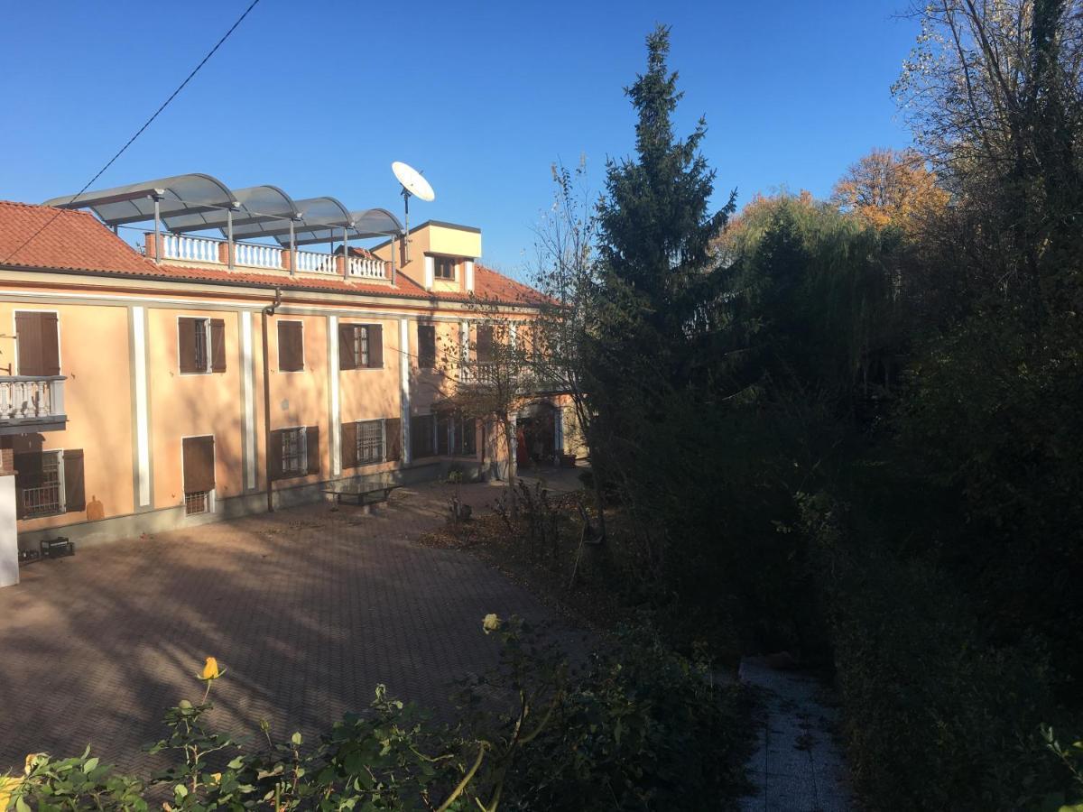 Rossella Alla Villarella Dei Tulipani Asti Buitenkant foto